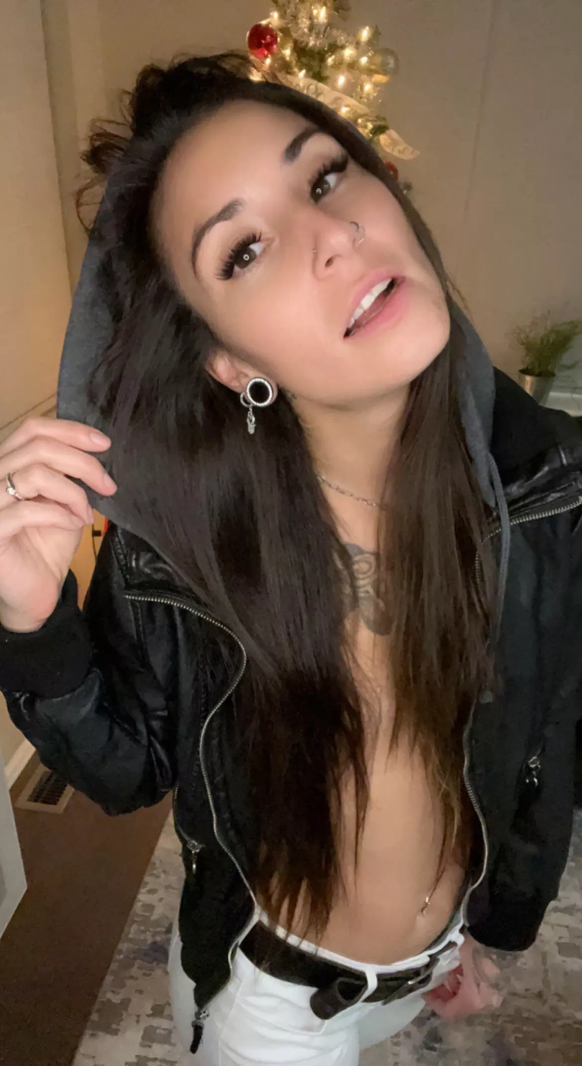 Happy holidays ya filthy animals [F] 31