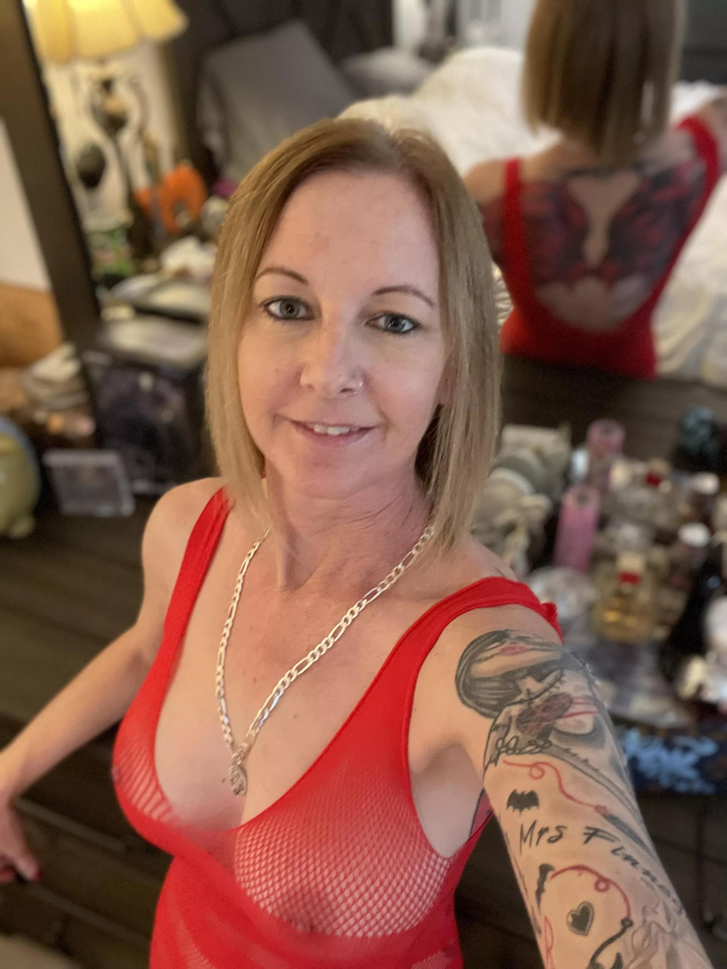 Happy titty Tuesday.