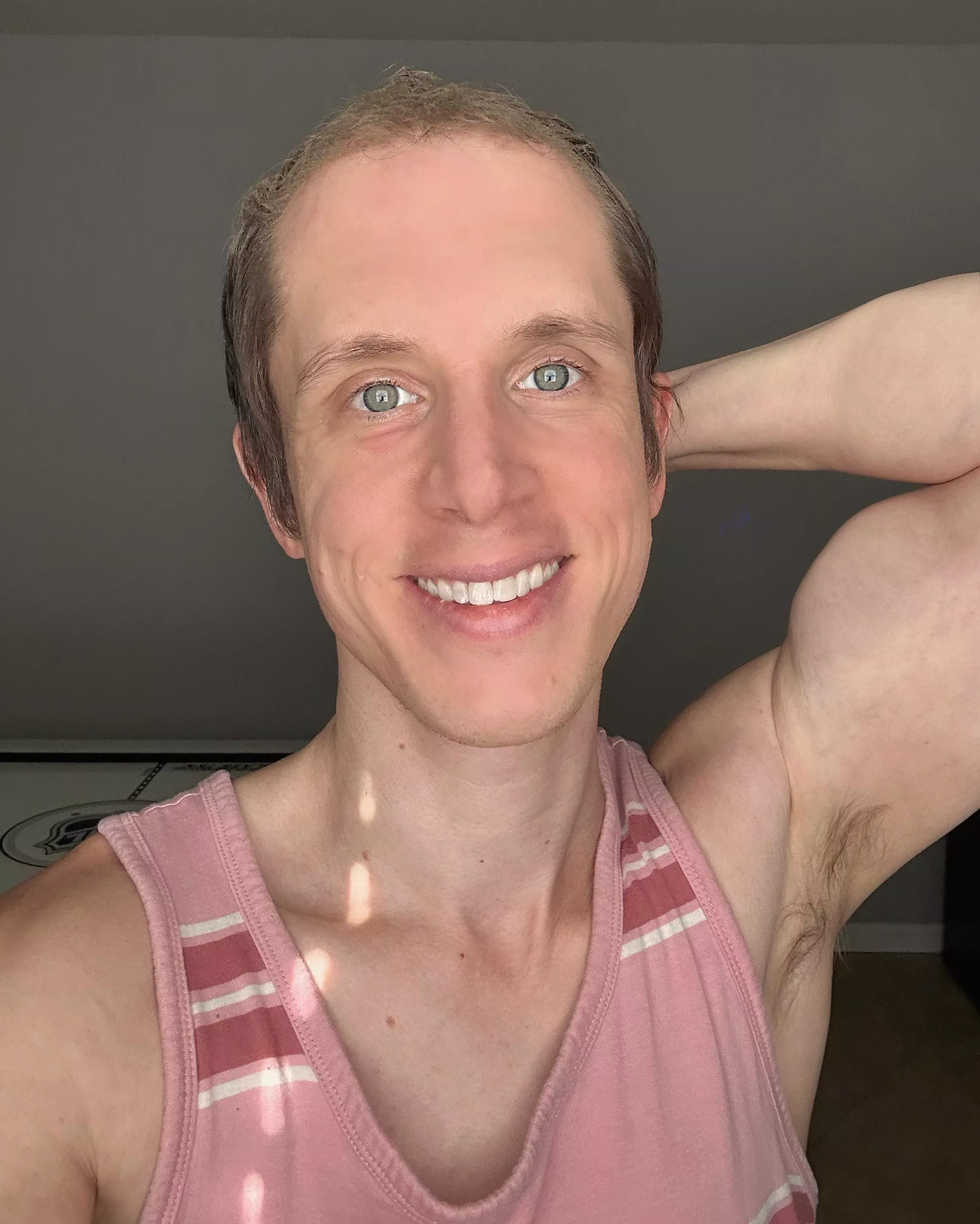 Hello - Real men wear pink 💪