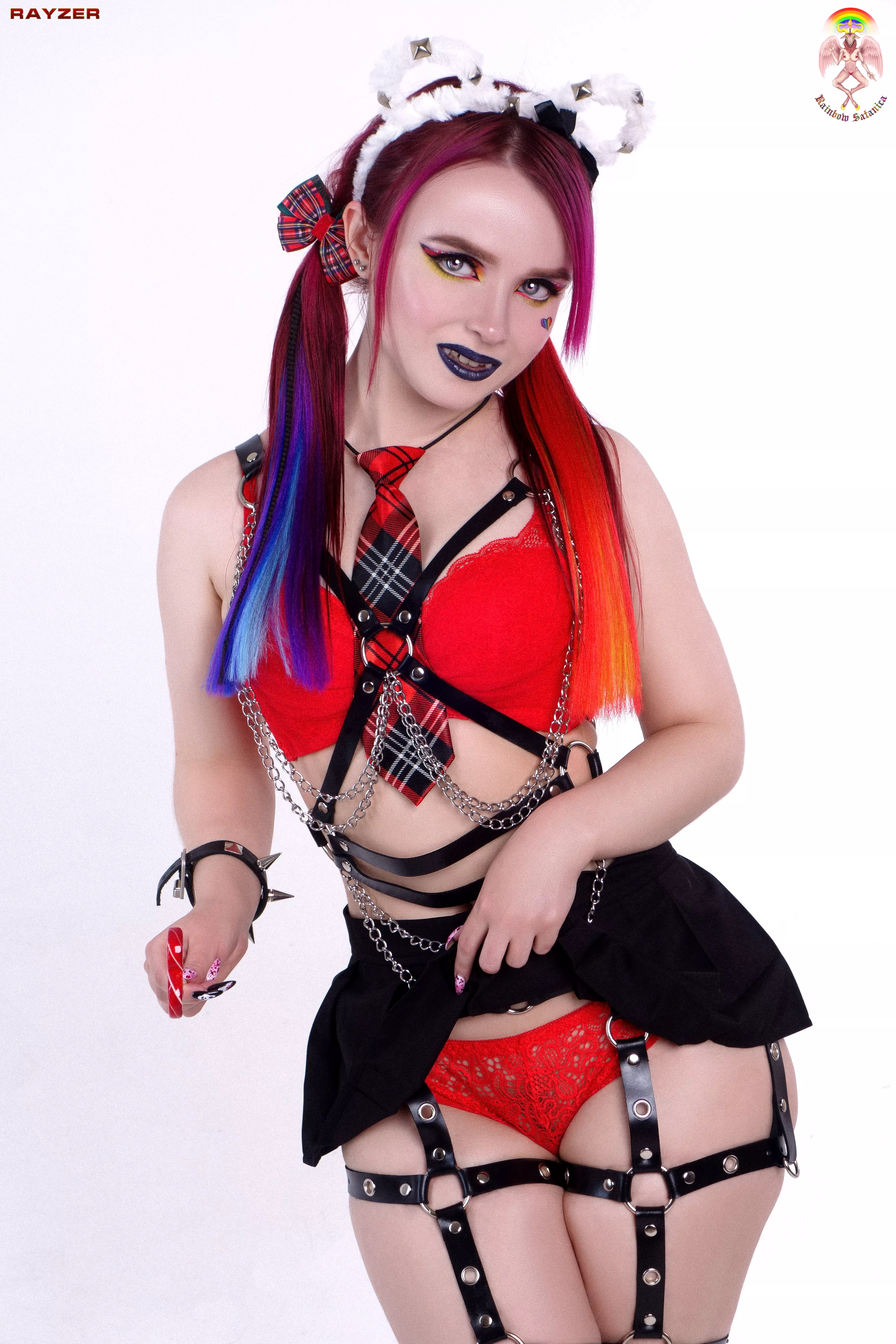 I love this short skirt