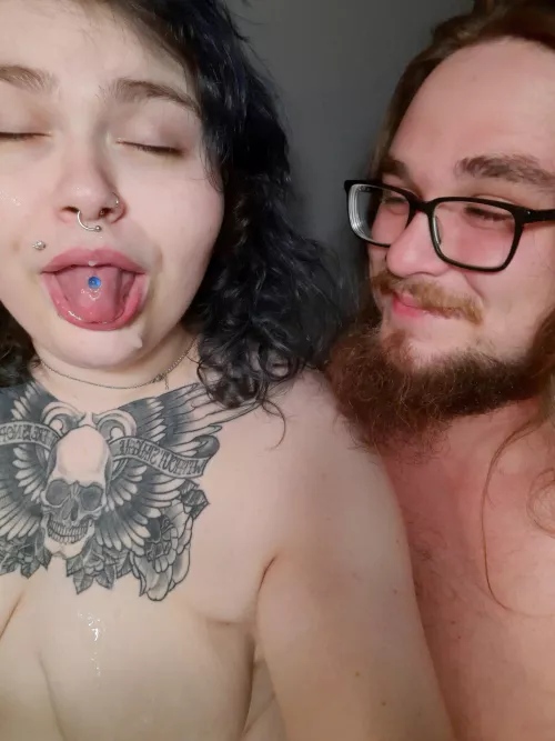 I love when he covers my face in his love juices 💙