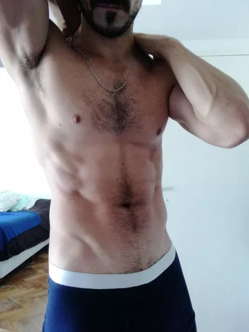 I need a tongue right here 🤪