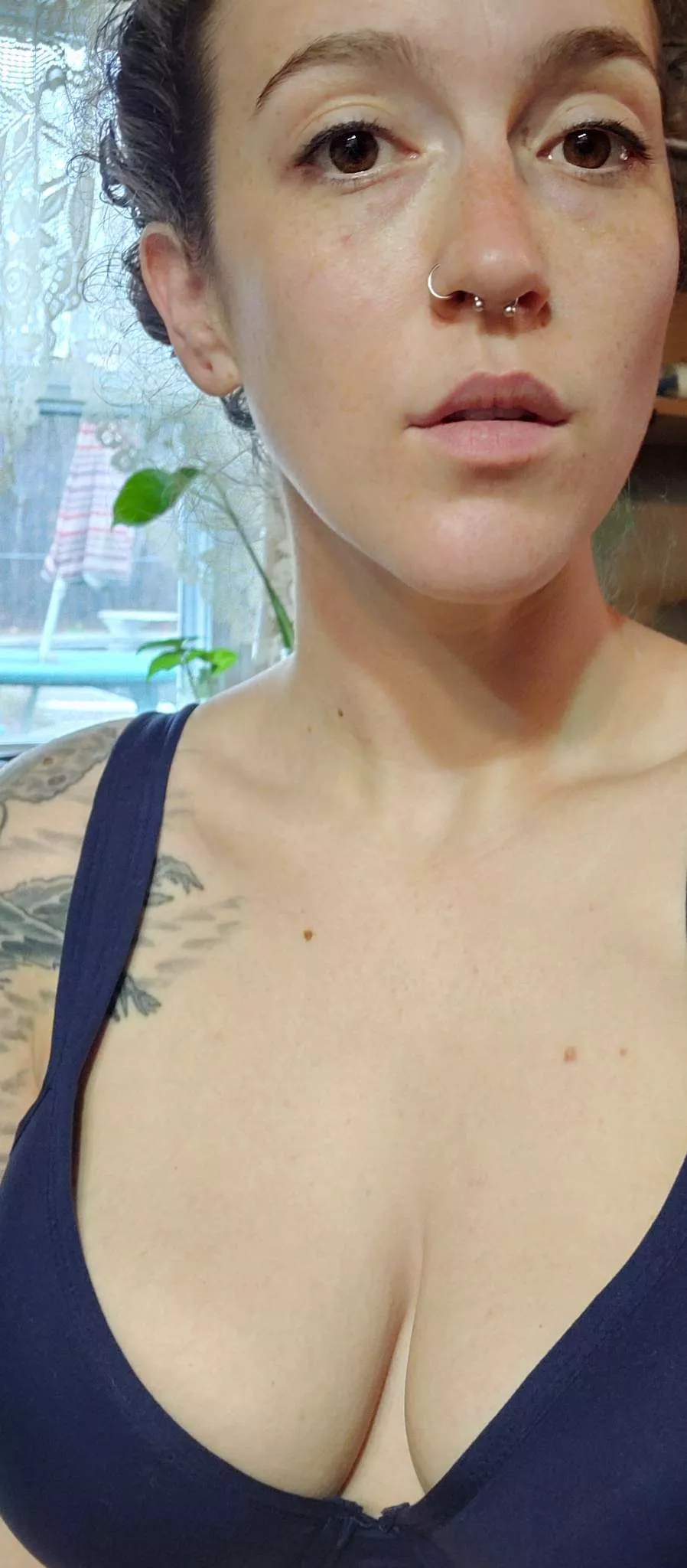 I need to take this bra off 😉😉😉