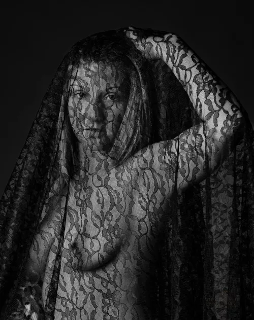 I told my husband I wouldn’t post anymore nudes… so i covered up my little milf body (f40)