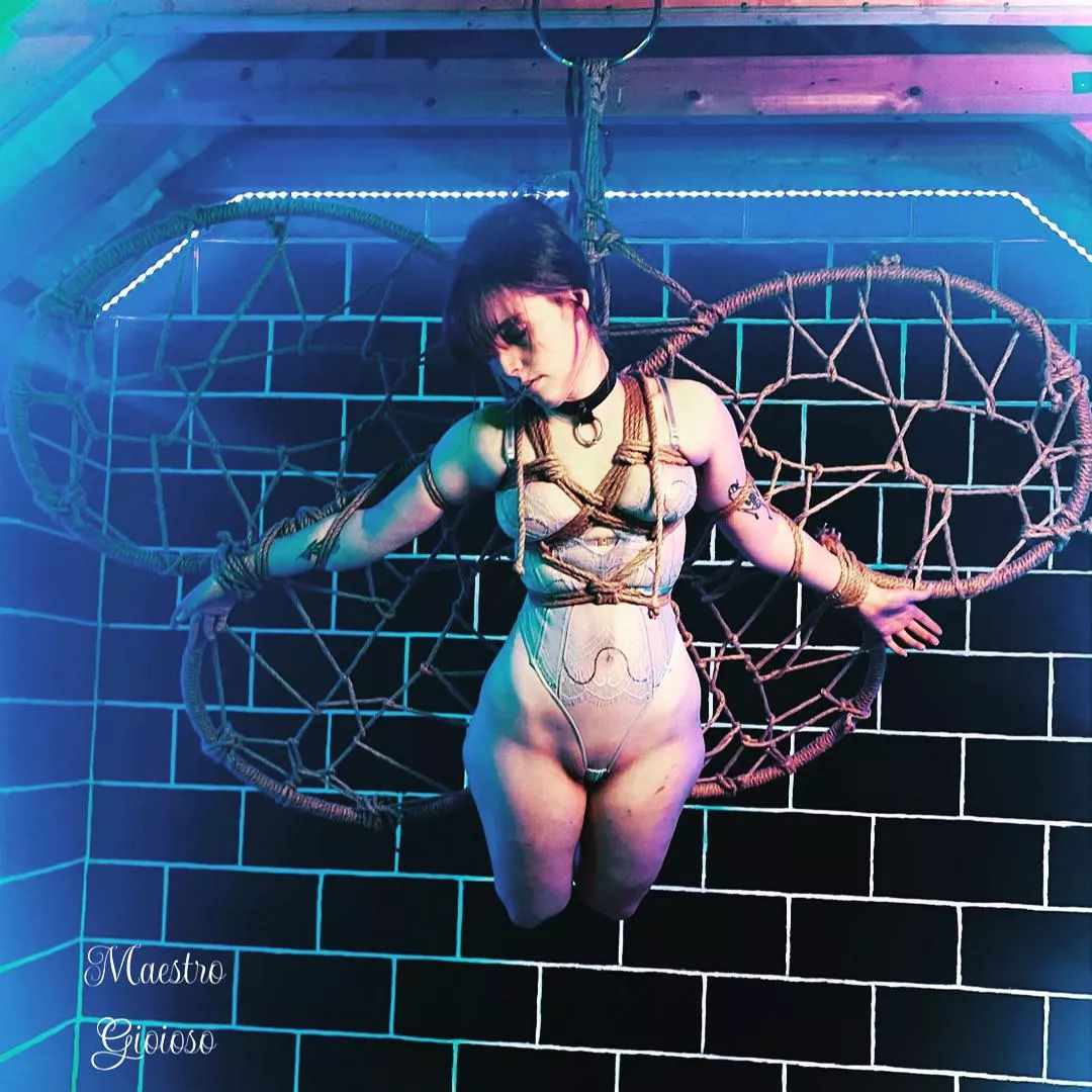 I was recently tied into a butterfly 🥰