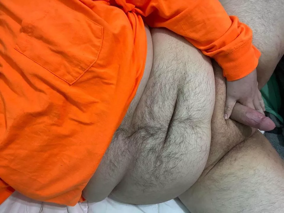 In class for the next few hours. HMU. Down to stroke tonight