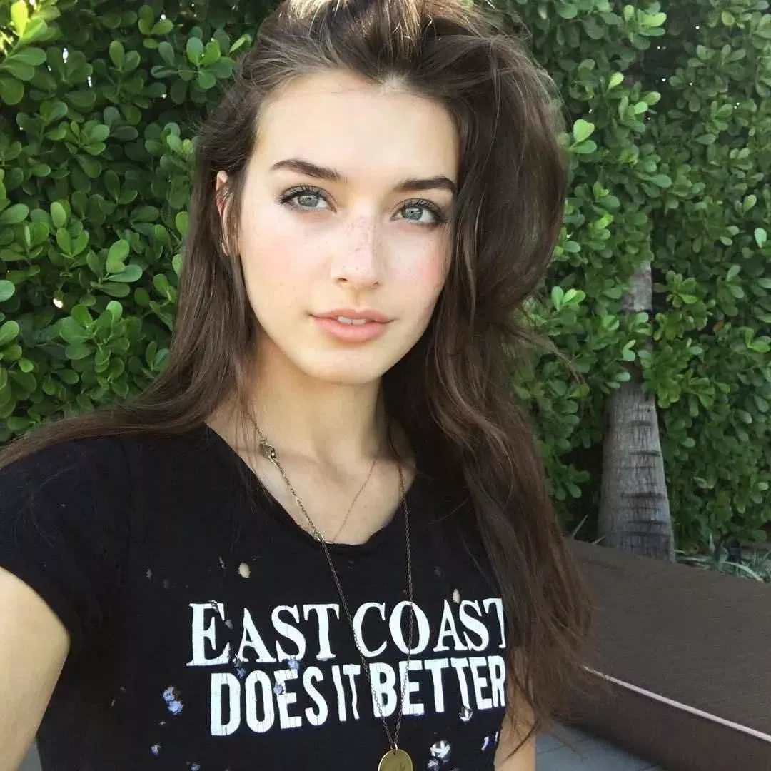 Jessica Clements