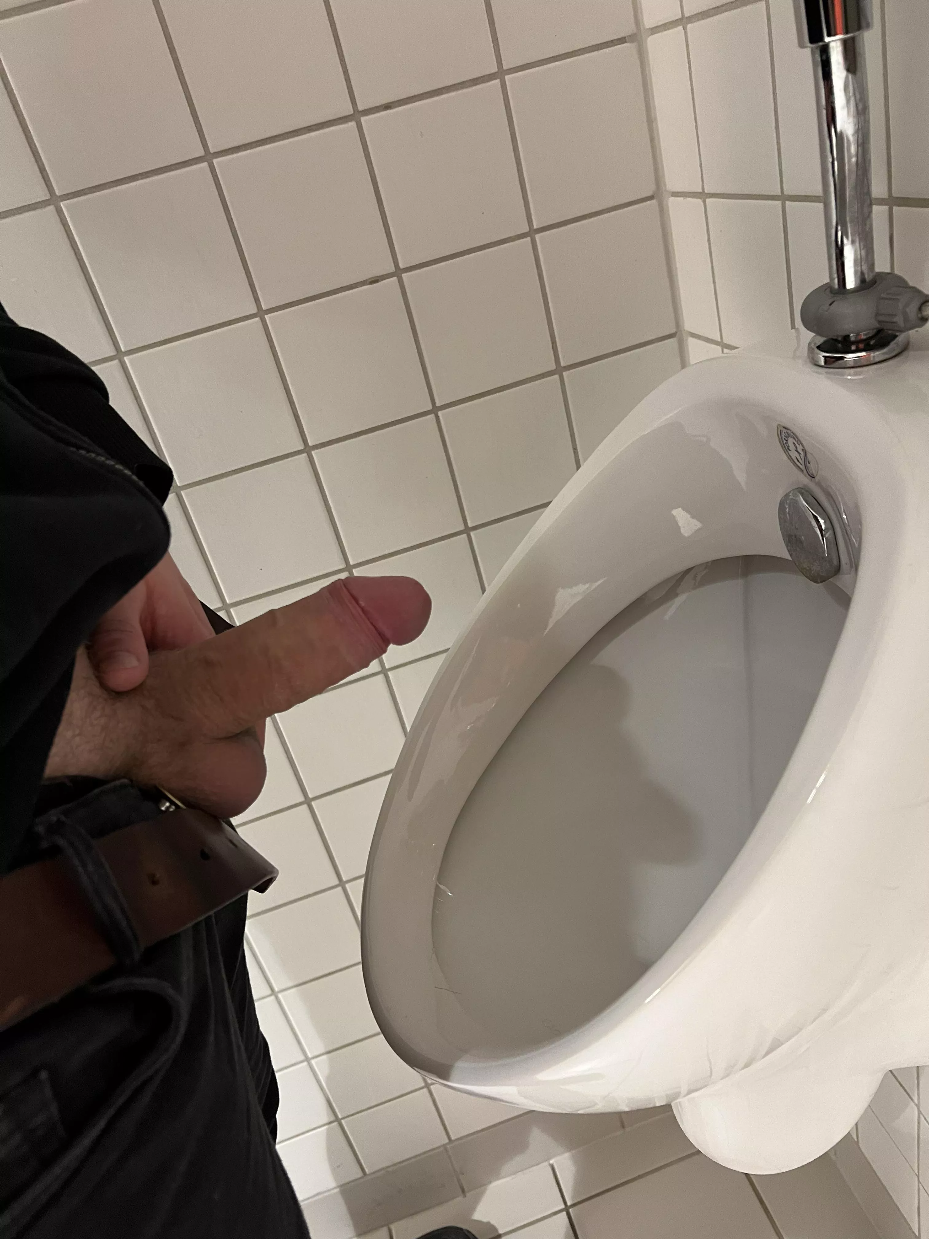 Kinda want somebody to walk in next to me right now! What would you do if you walk in on me like this?