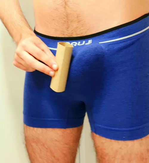 Let's compare, I bet I'm bigger 😏