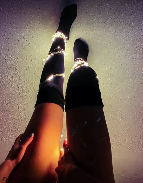 Let's get some Christmas vibes in here.