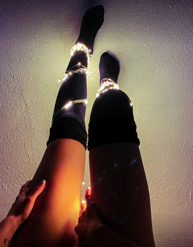 Let's get some Christmas vibes in here.