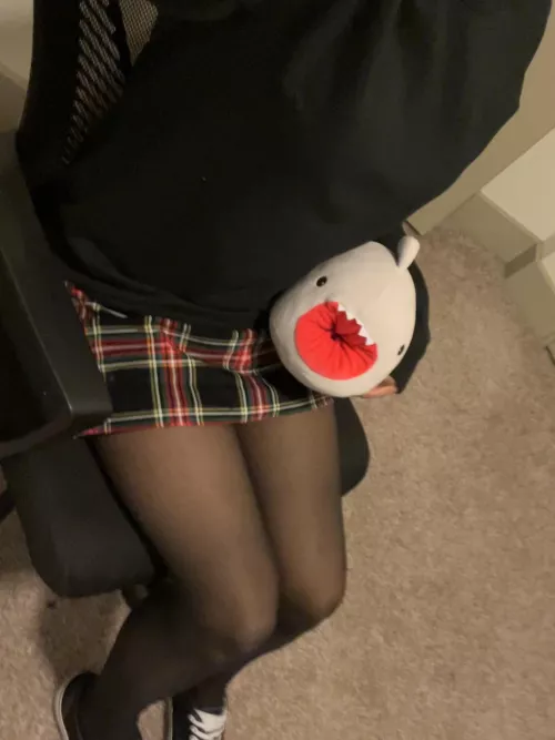 Lol it cute but it bites