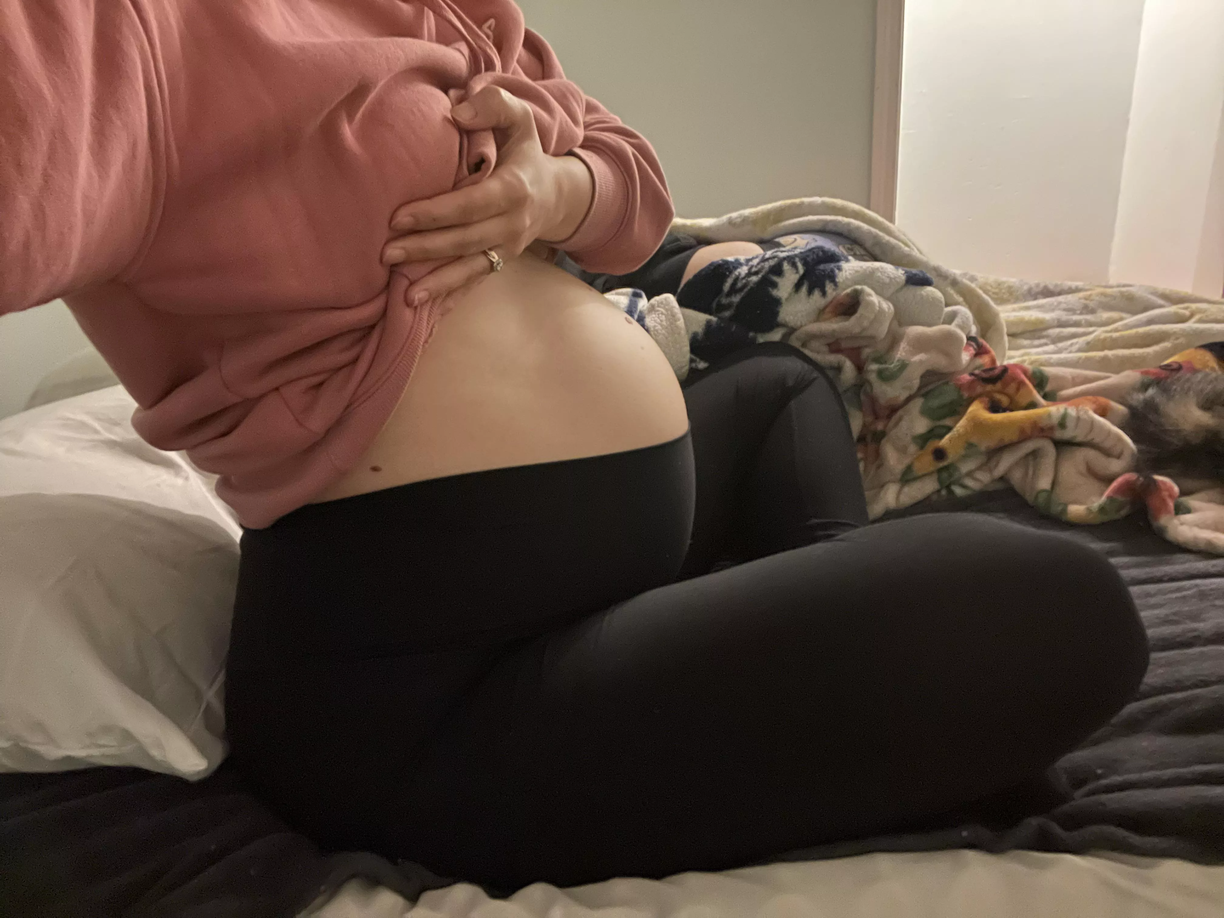 Loving my perfect belly ❤️