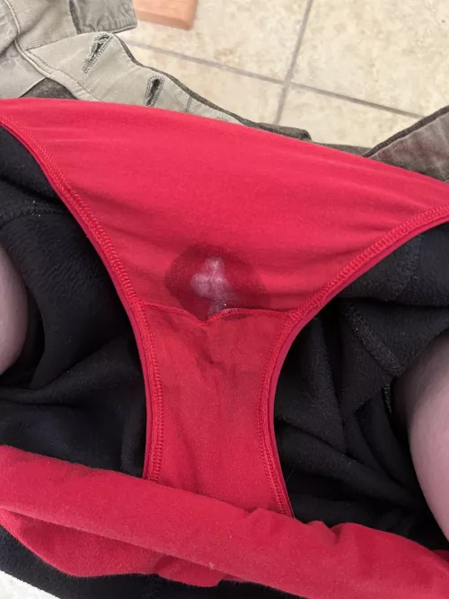 NSFW dirty thoughts while at work