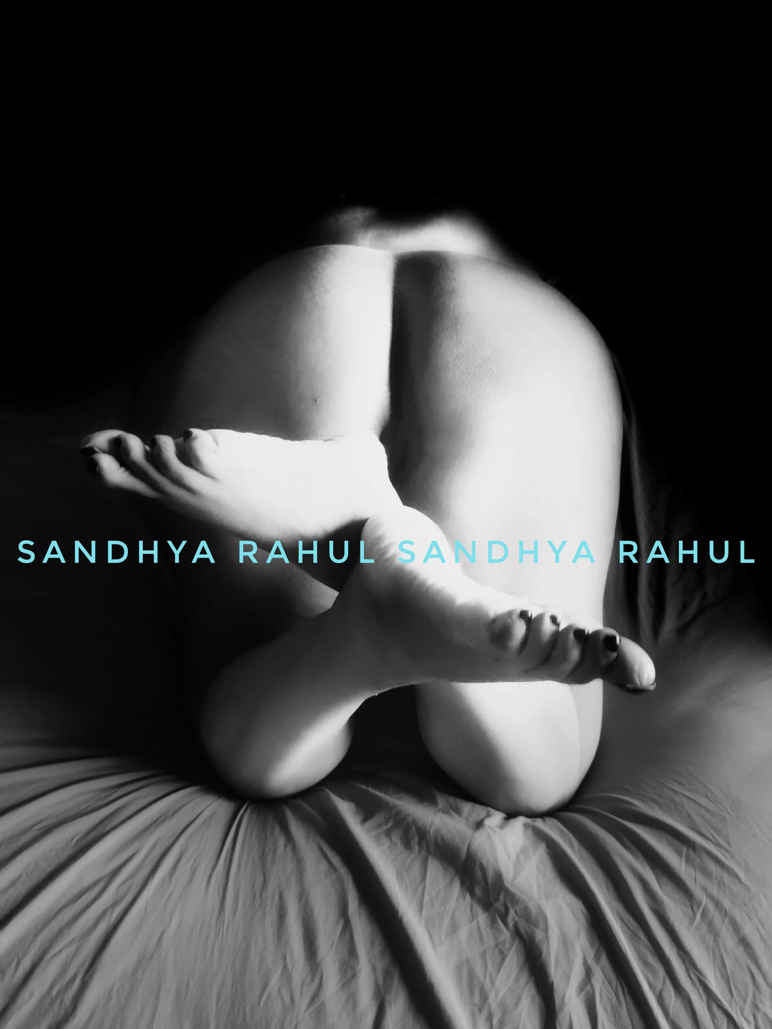 playing with light , wat you prefer light or dark ♠️💦 [f]