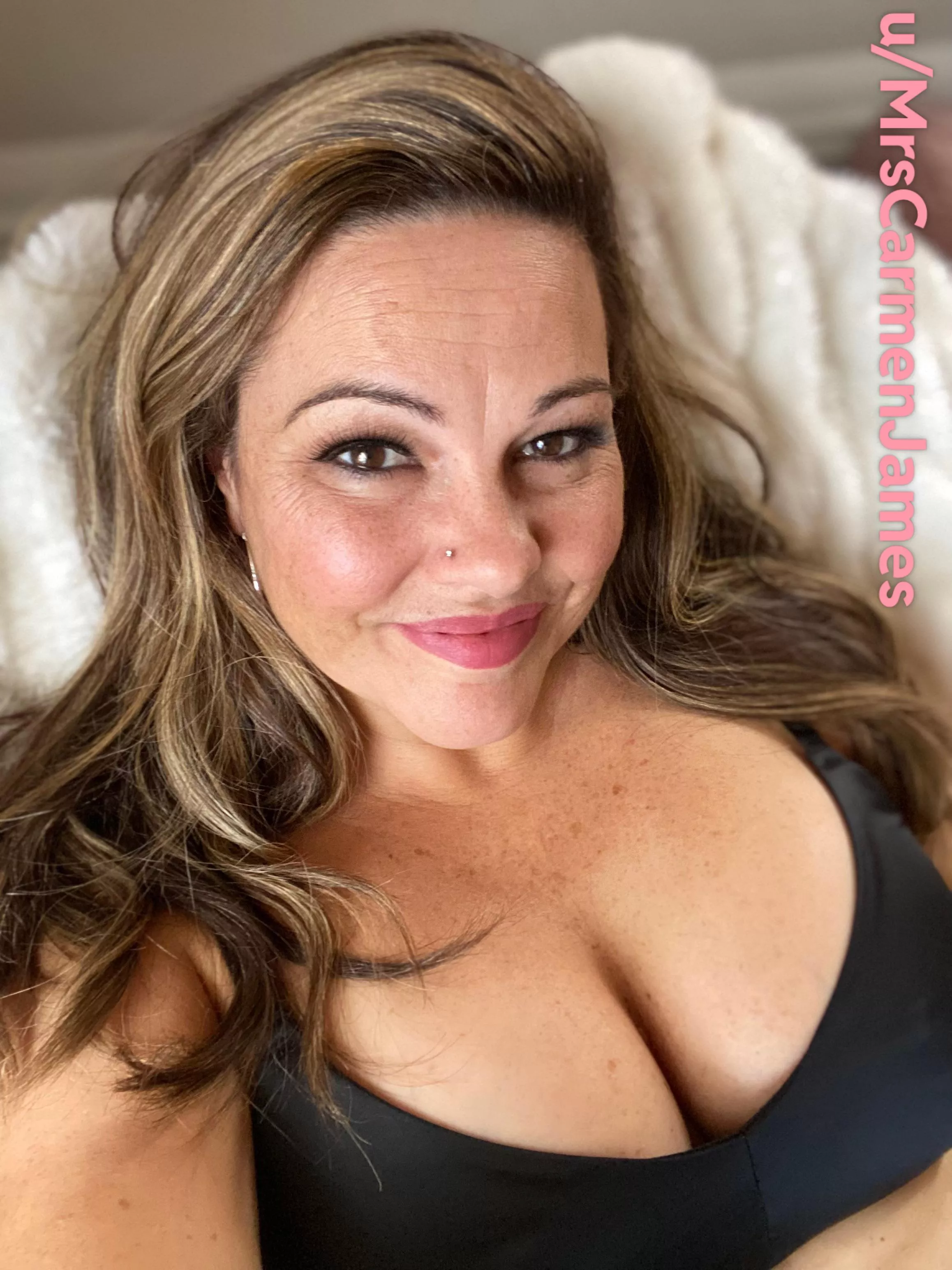 Satin for the win 🥰 40F