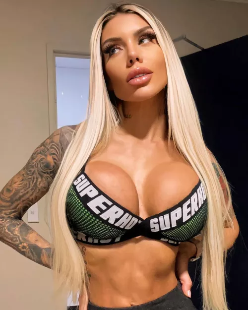 She's so full of herself