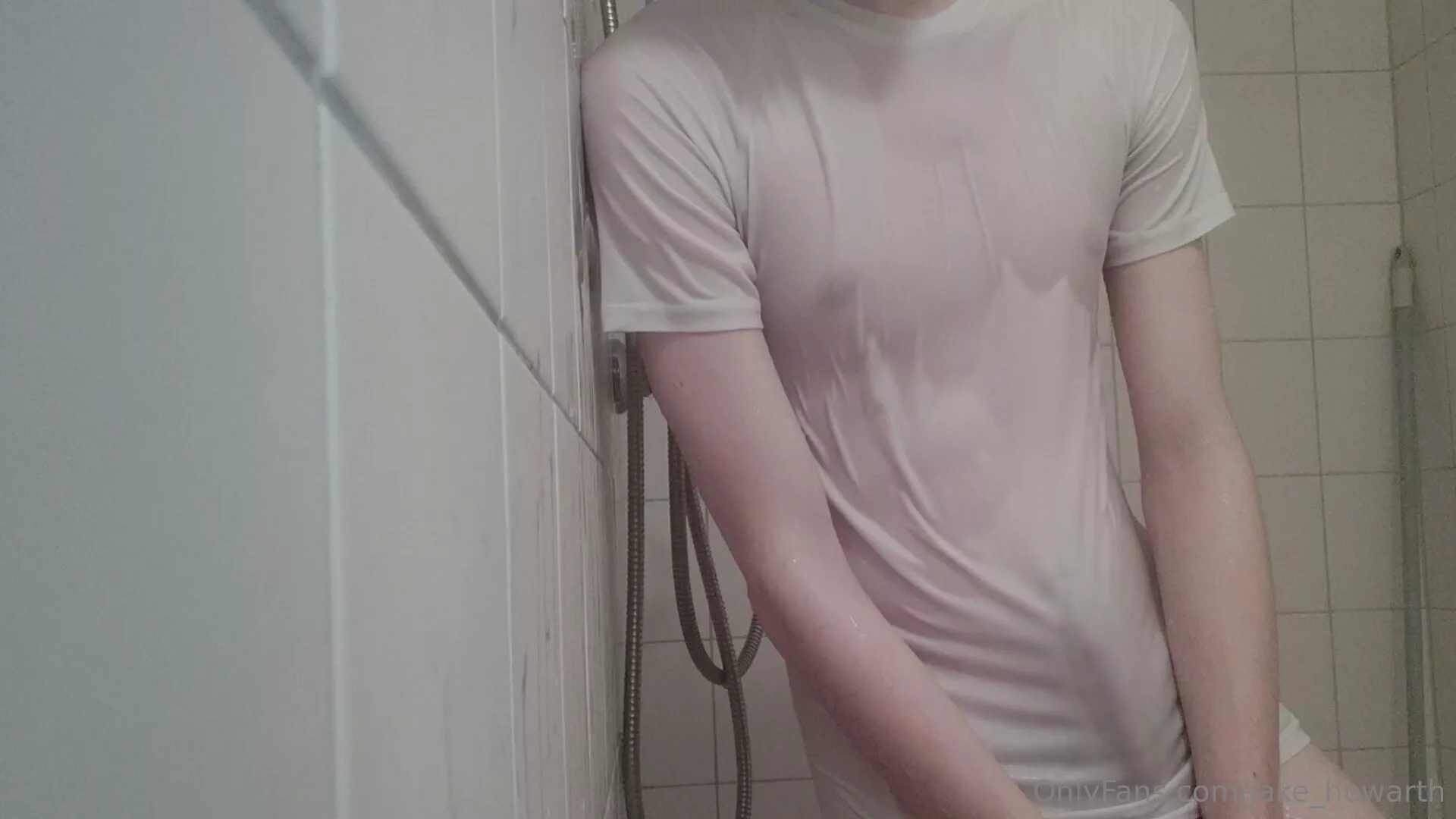 trying real hard not to cum over myself 😩💦