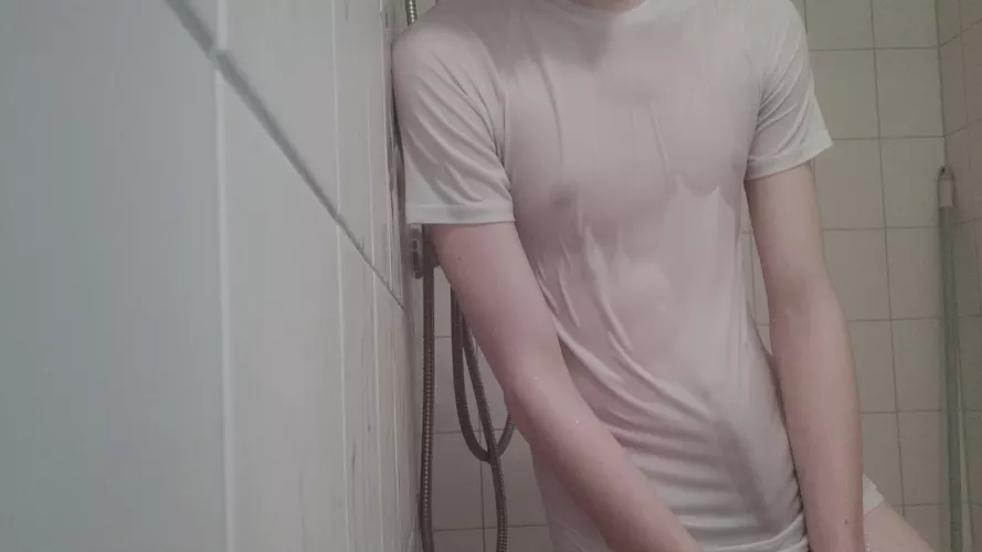 trying real hard not to cum over myself!