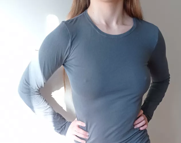 When you wanna have a serious conversation but they seem distracted for some reason