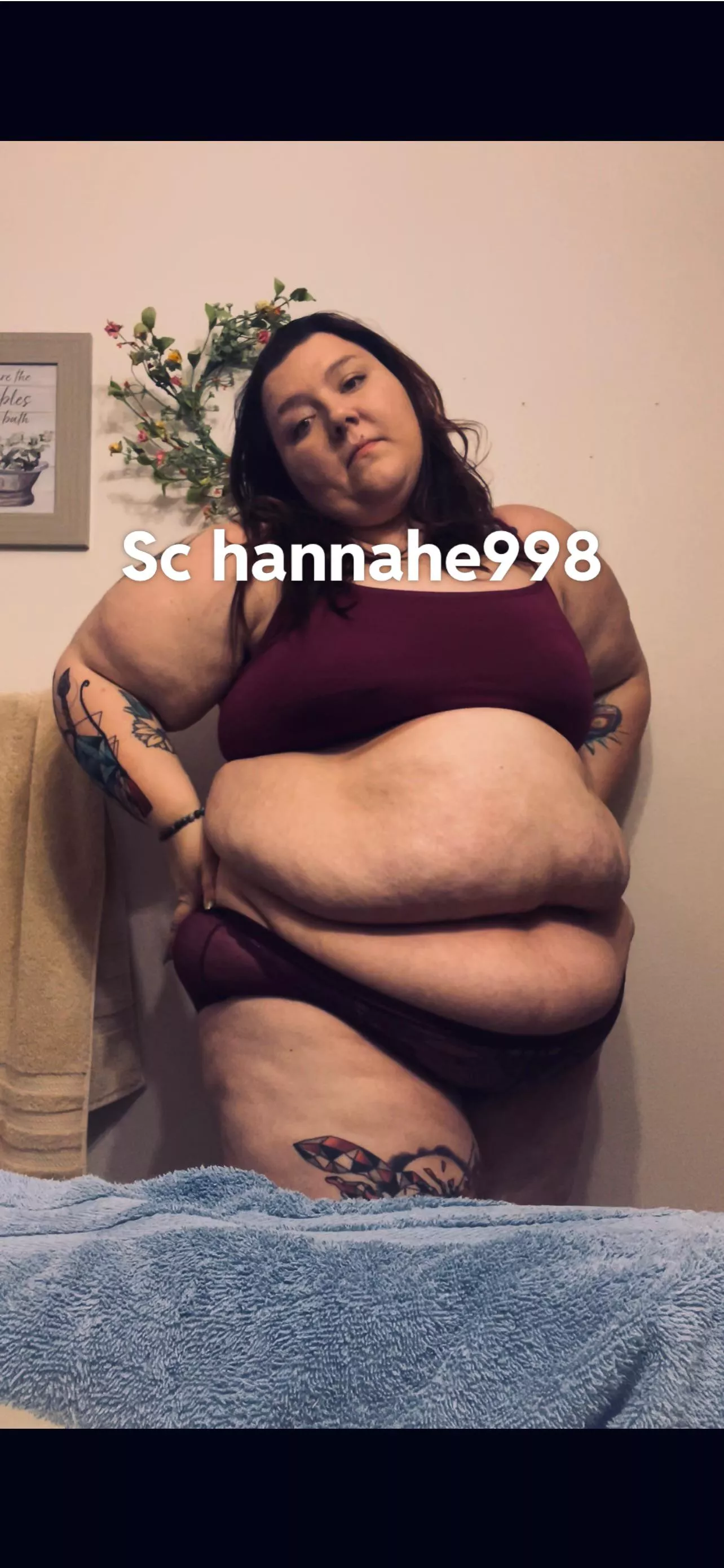 $25 for 8 pics and 4 videos