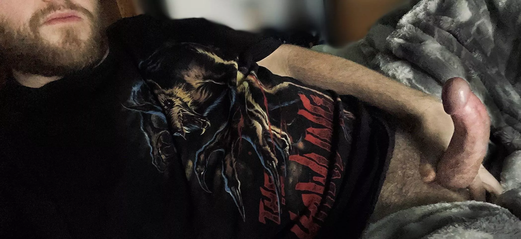 [26] 6’5” bearded guy in need of oral attention…😏