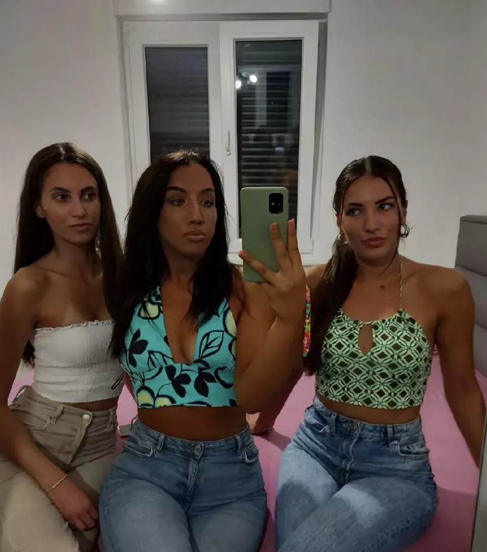 3 chicks from my city