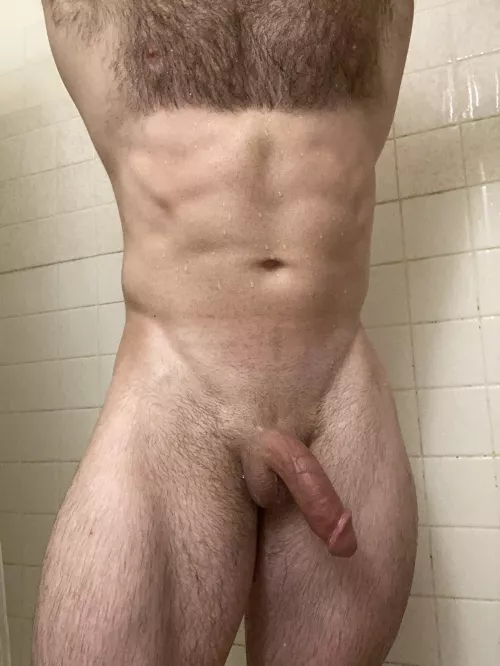 [30] getting ready for the gym 😈