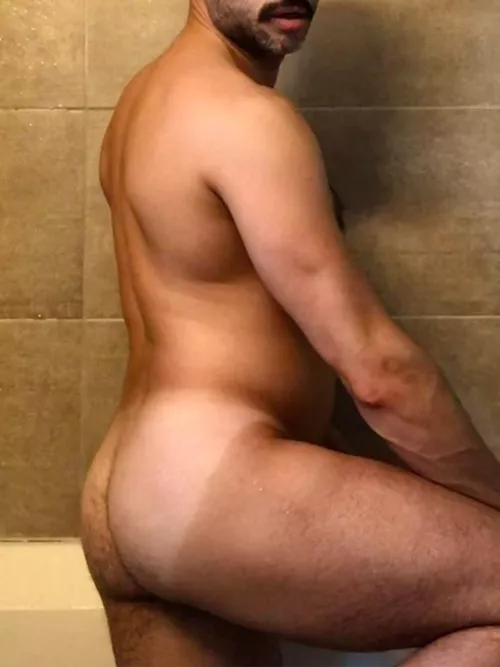 (43) I miss those tan lines.