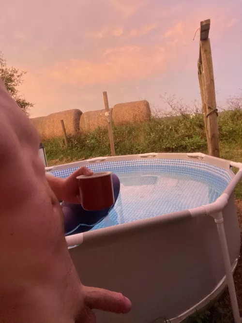 A picture perfect sunrise is out right now, if only my east-facing front door had as much privacy as my west facing back door!