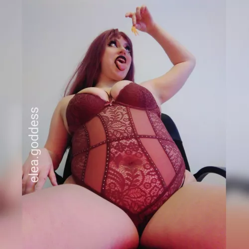 Big girl's gotta eat