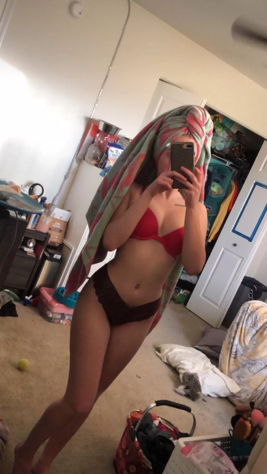 Cage, bondage, Groupchat humiliation 🍤! Sna🅿️chat houseofkitty 🫶🏻🖤👸🏻