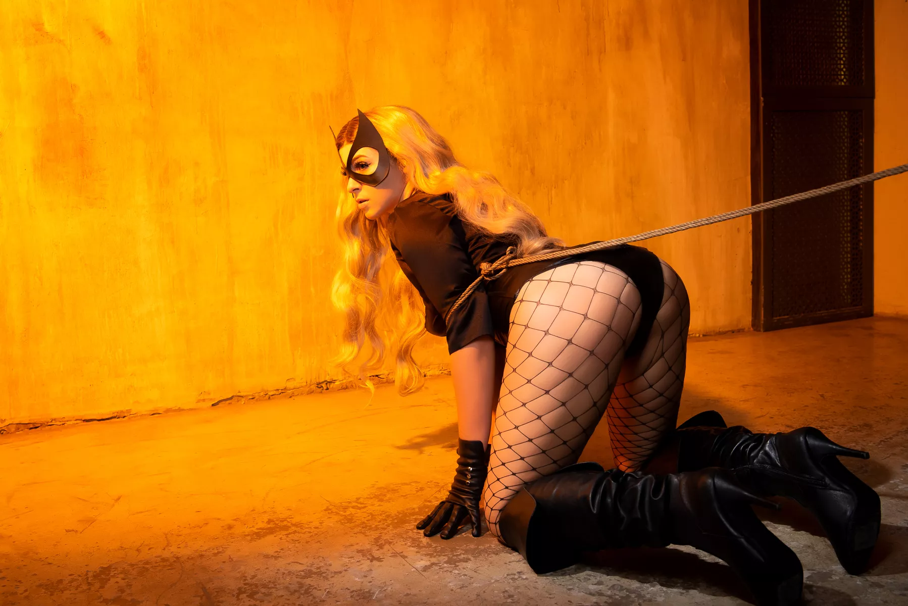 Can I trap you between my thighs?