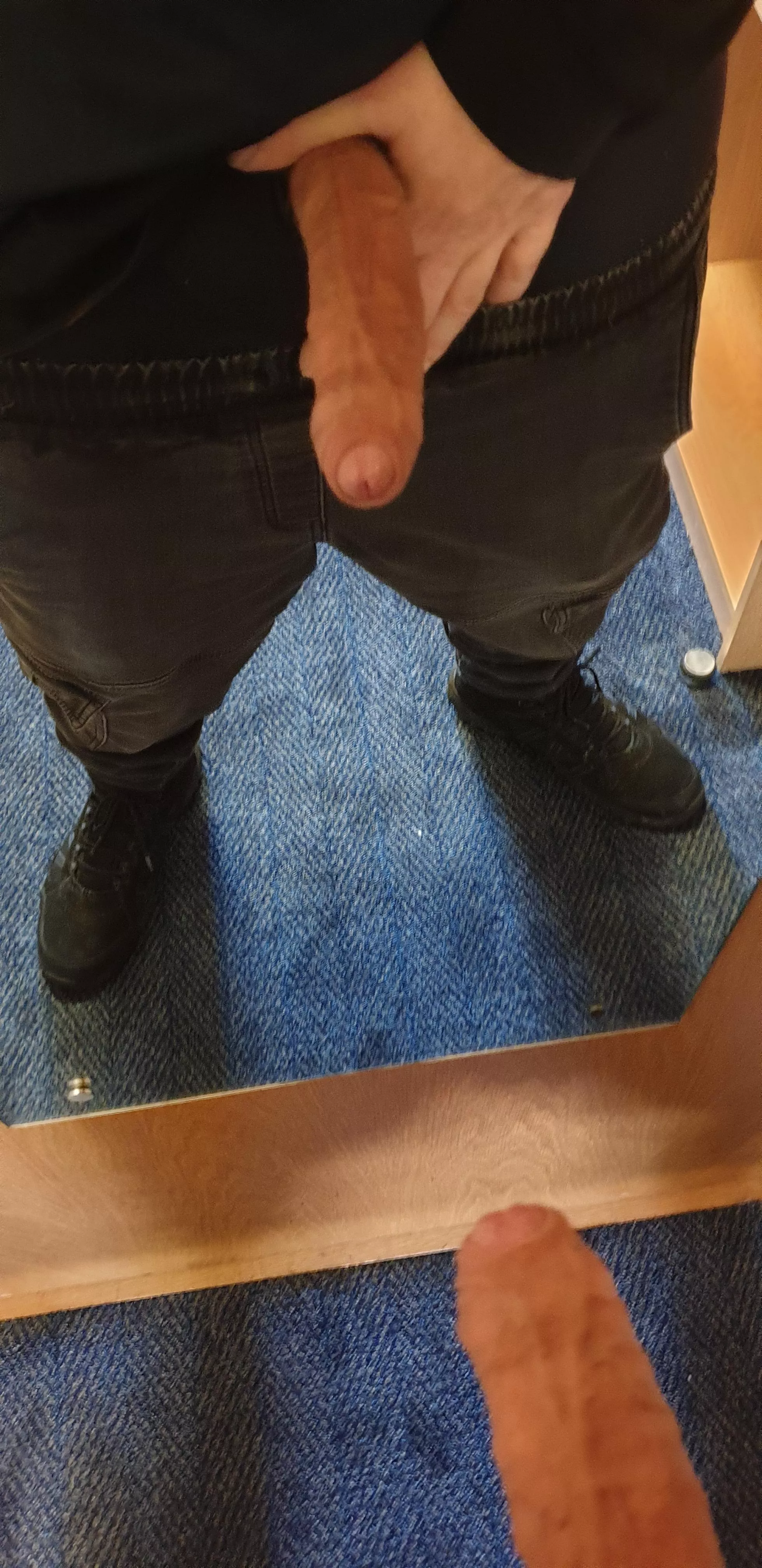 Could I pin you against this mirror and use your throat?