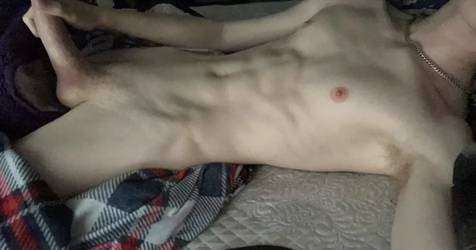 Do you like twinks with big cock? 🍆