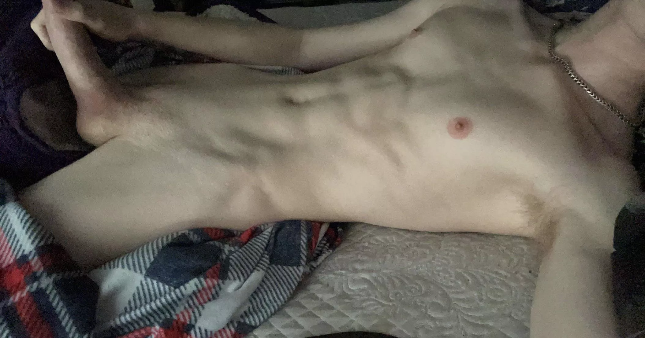 Do you like twinks with big cock? 🍆