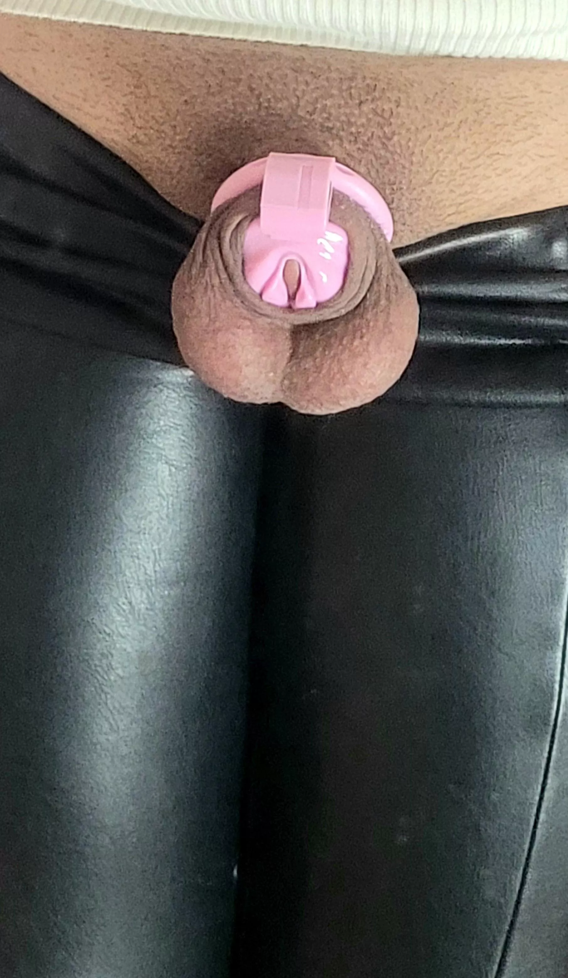 do you wana lick my clit?