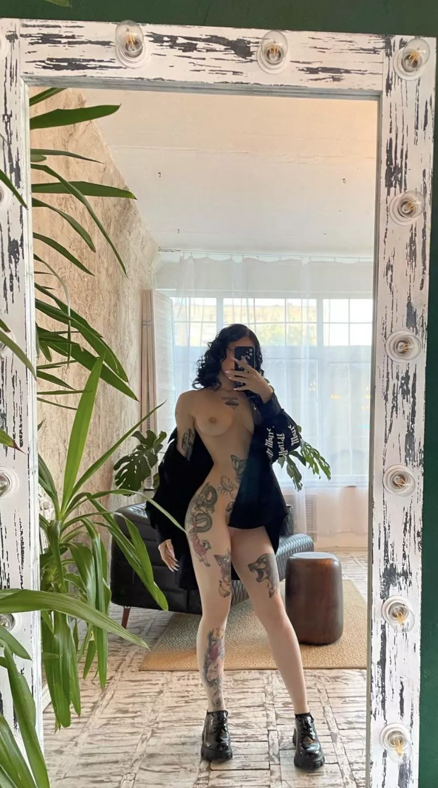 [f] My first post😳 😓Come say hello!