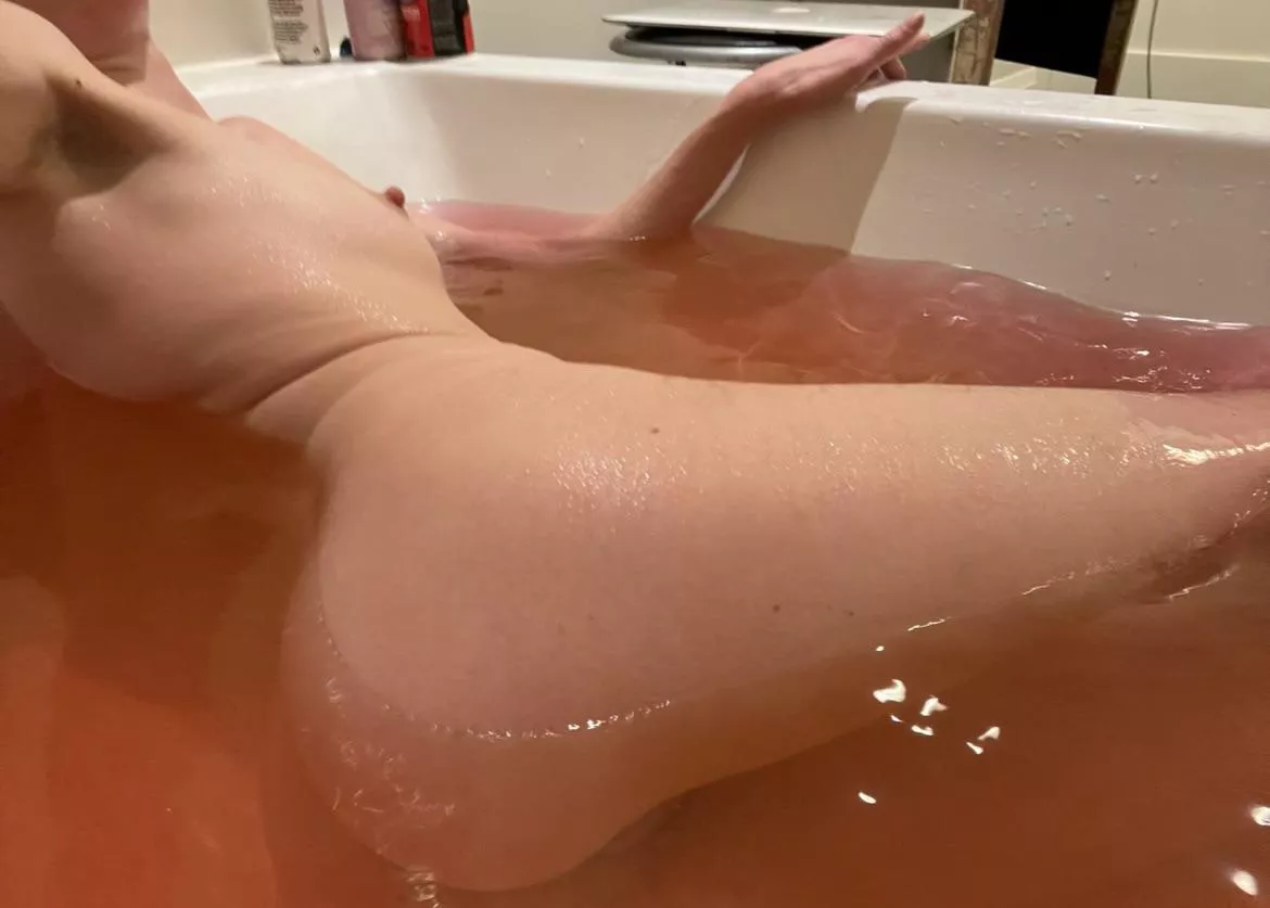 (F) rate my clean bathtime body