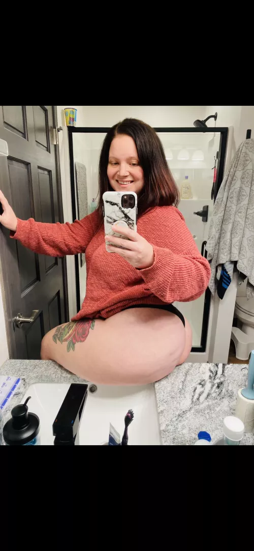 F31 Good morning. Are you an ass man?