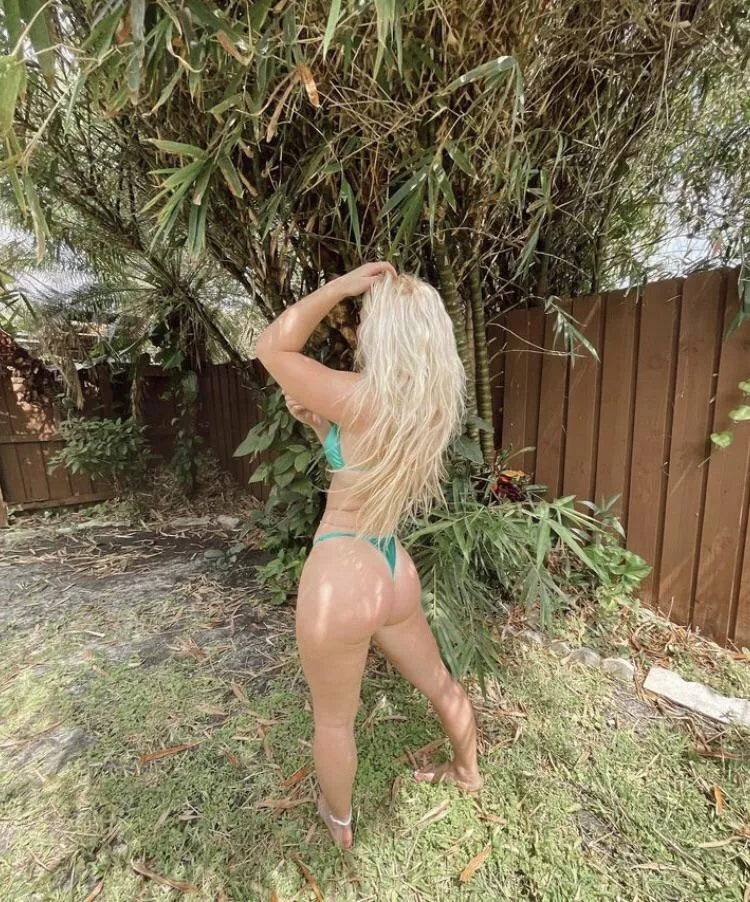 Green Bikini 🍑