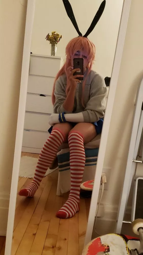 I bought a Shimakaze cosplay a while ago but the top was too small 🙄