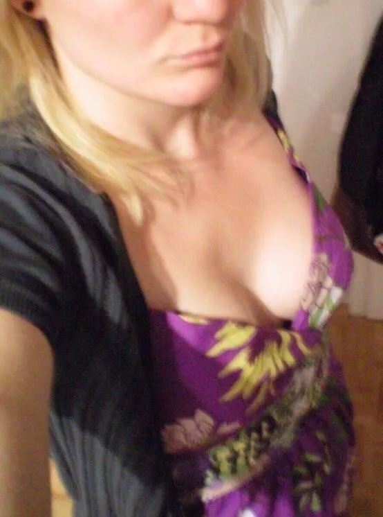 I know you’re staring