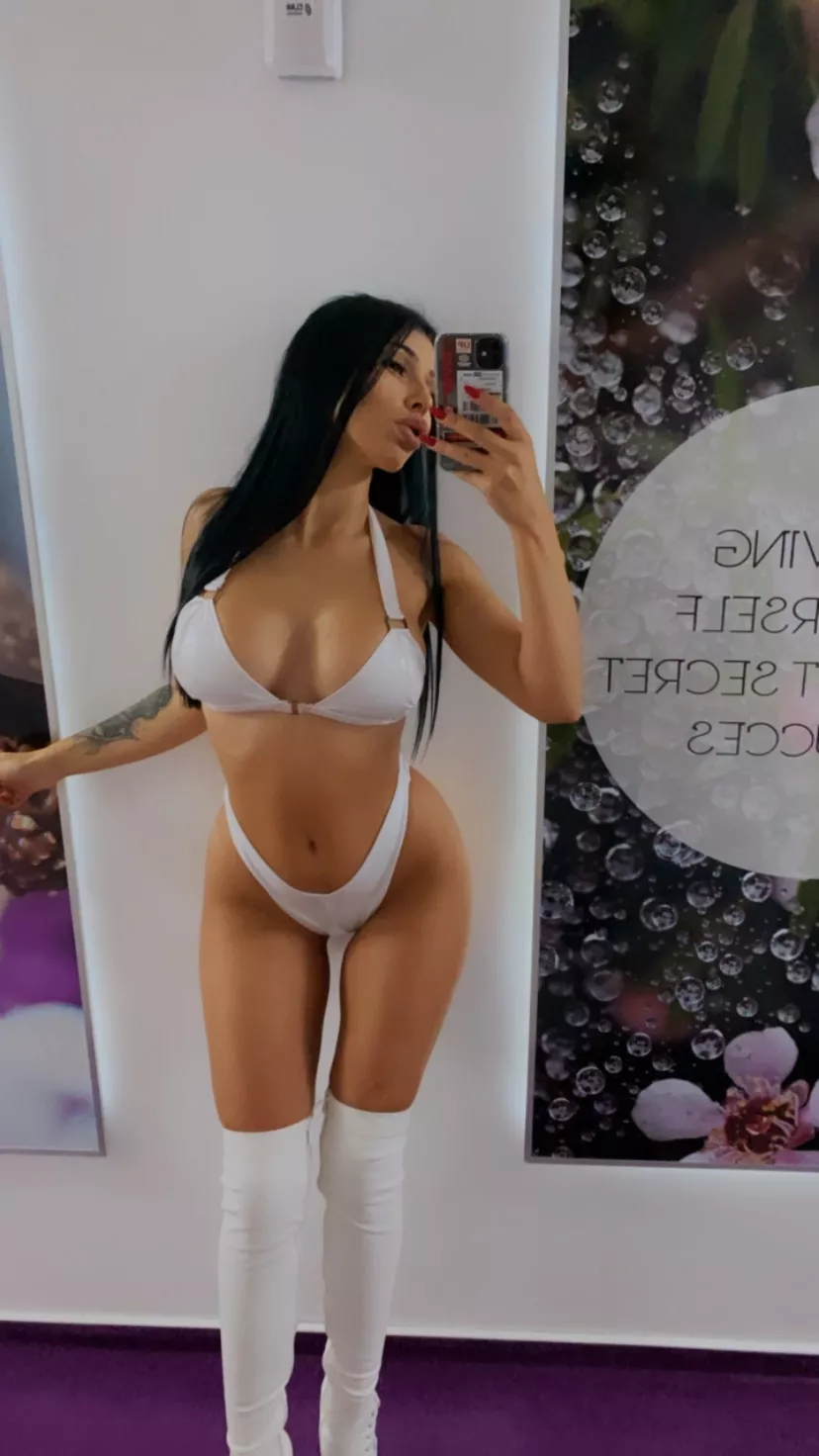 I look sexy in white