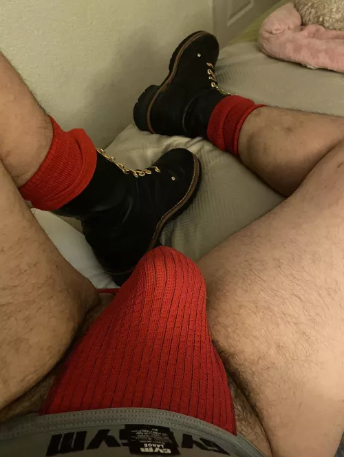 Love my bulge in his red jock with my boots.