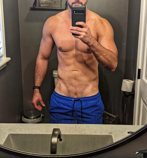 MF4F Looking for a woman to come play online with my sexy and fit, in his late 30s husband. I might even join in on the fun myself at times. I want to watch you play and see how horny you get while he takes you with his take his thick cock.