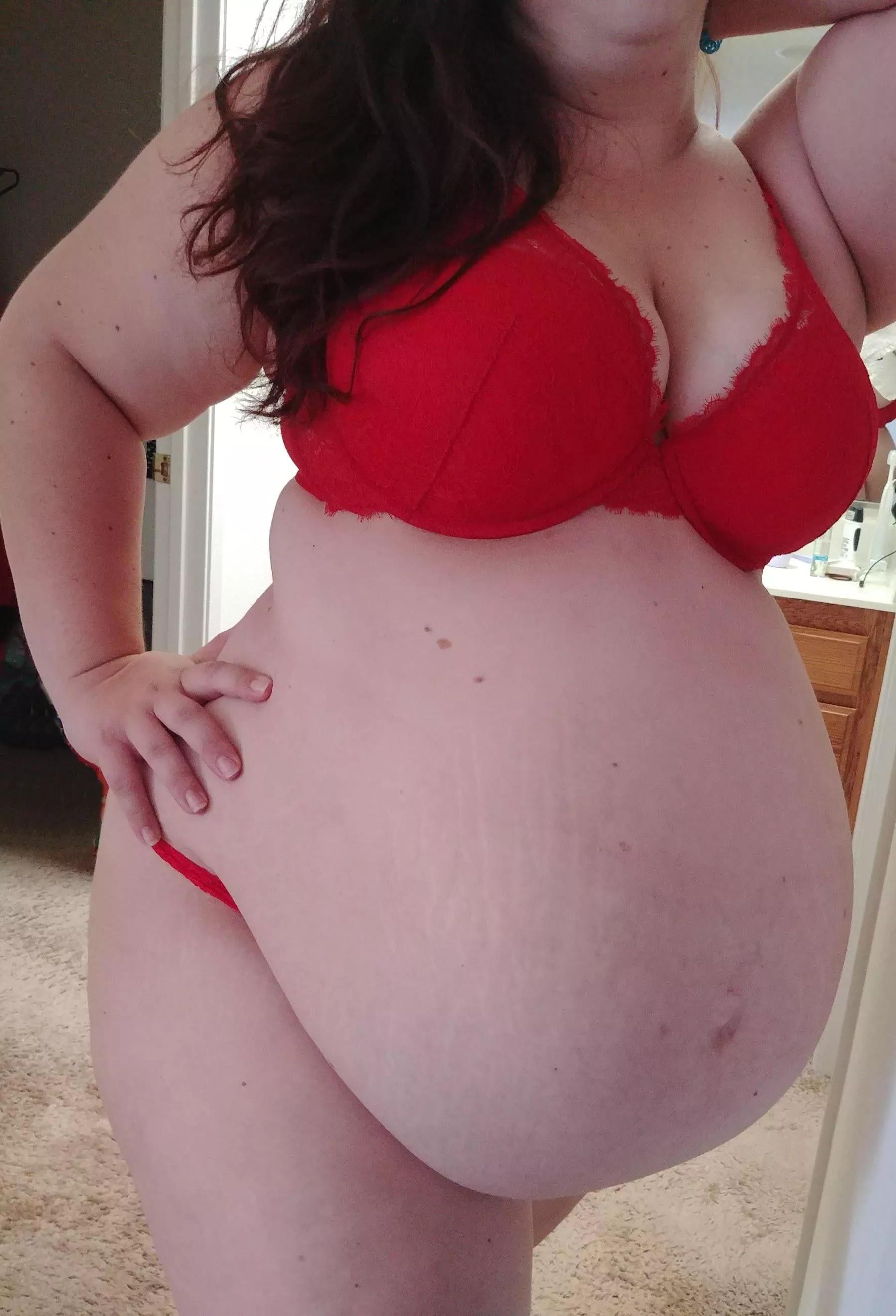 miss my preggo belly 🥺 maybe next year ☺️