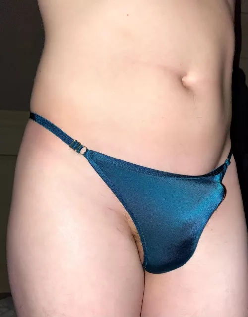 My bulge isn’t too noticeable, right?