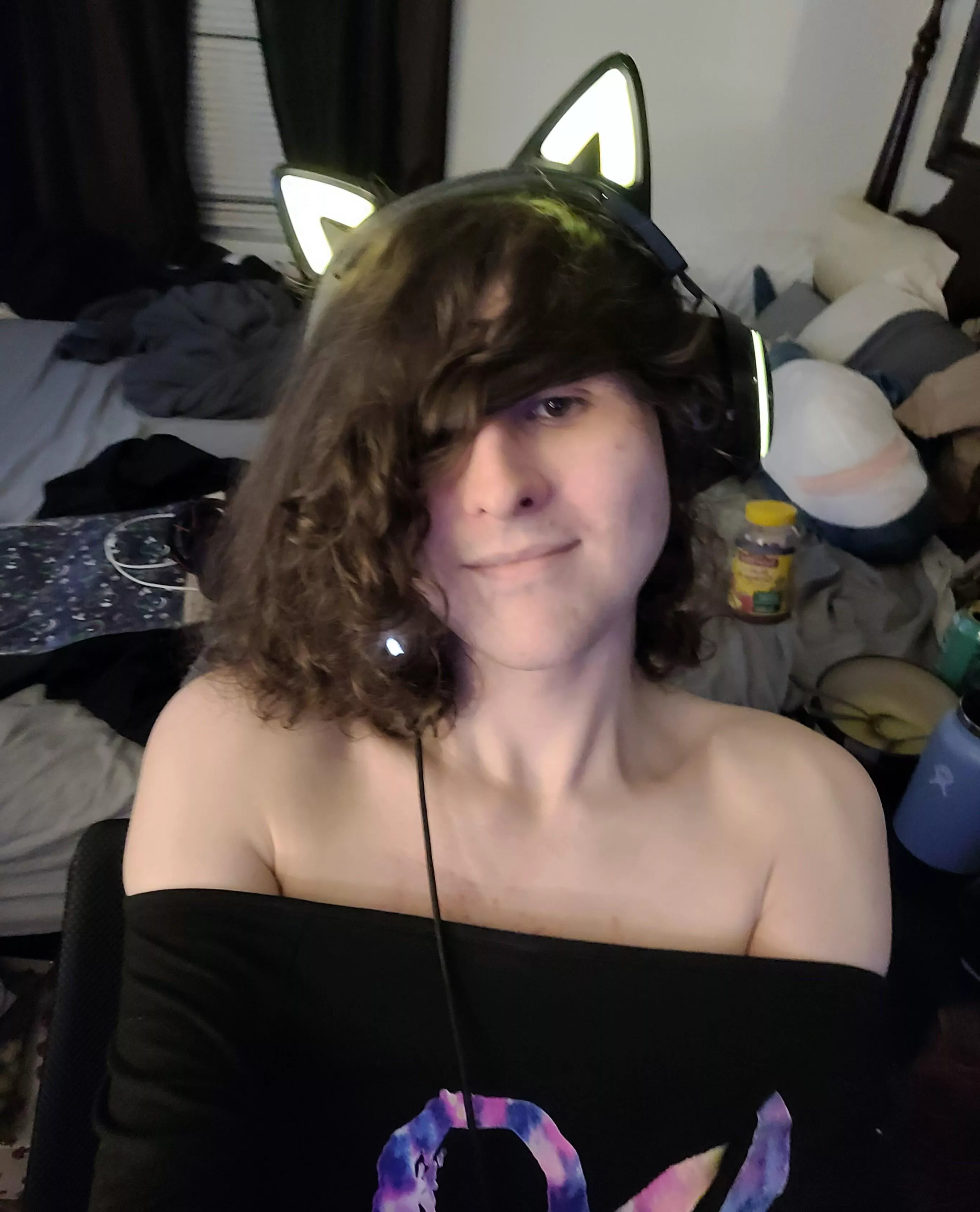 Quick pic I took while streaming. How's it look?