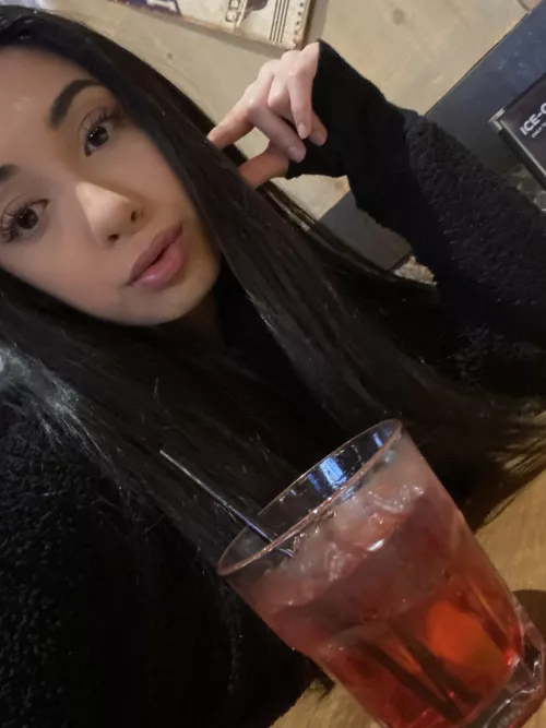 ready to make your face my new seat😈 [domme]